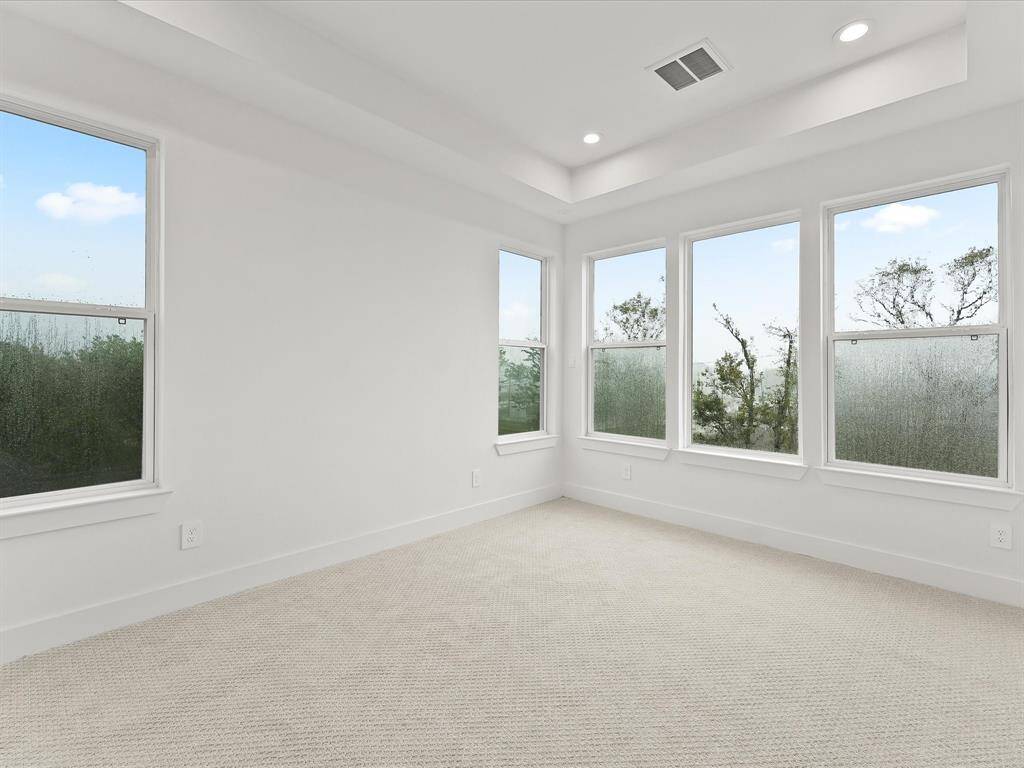 Home Built by Same Builder but Differnet Plan. Finishes and Selections may Vary.