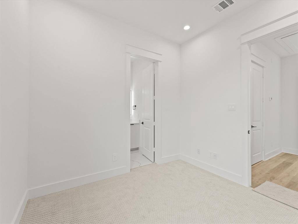 Home Built by Same Builder but Differnet Plan. Finishes and Selections may Vary.