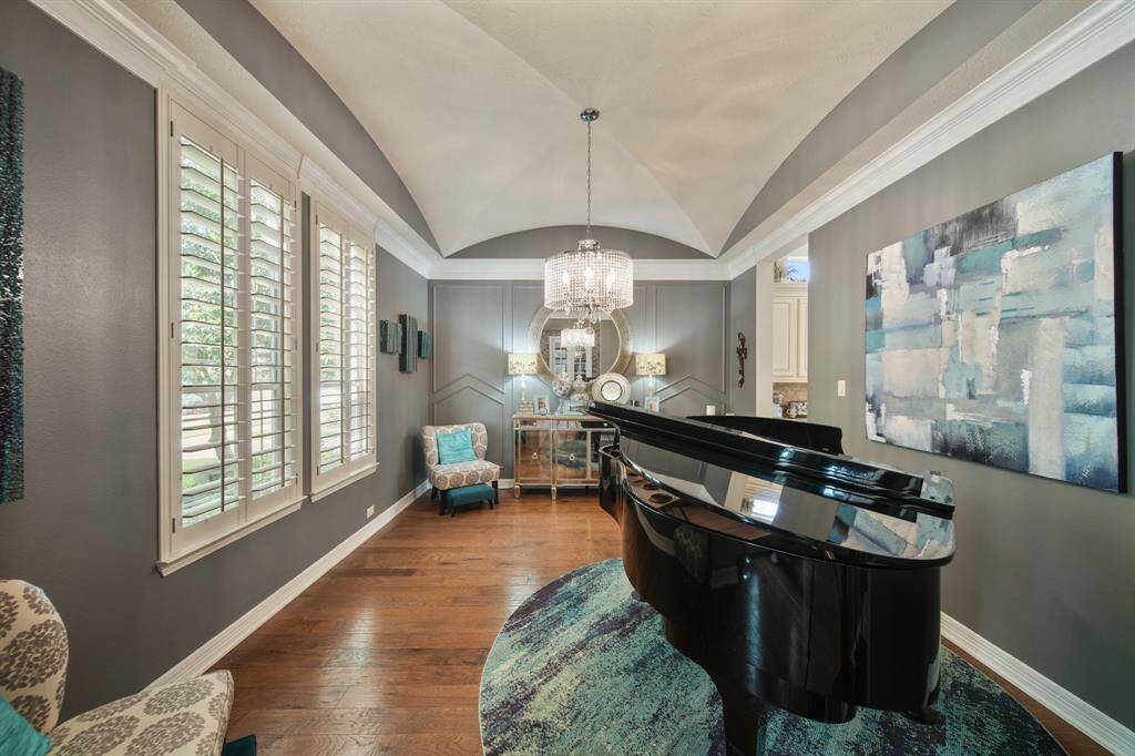 Home office off of entry.