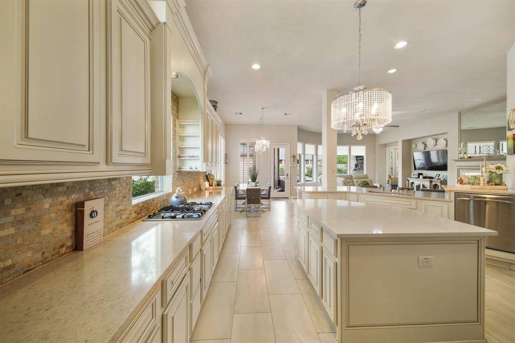 Spacious kitchen with double ovens make this a chef's delight.