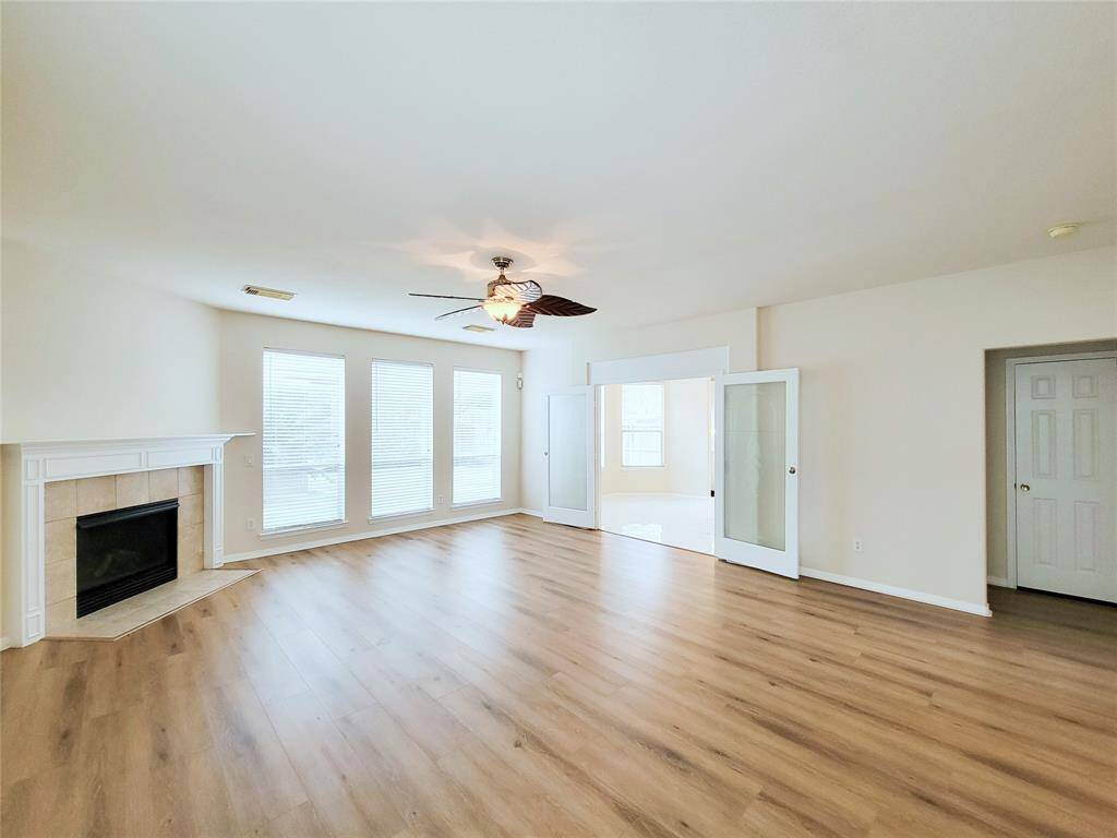 Flanked with French doors on both side adds extra elegance & also privacy