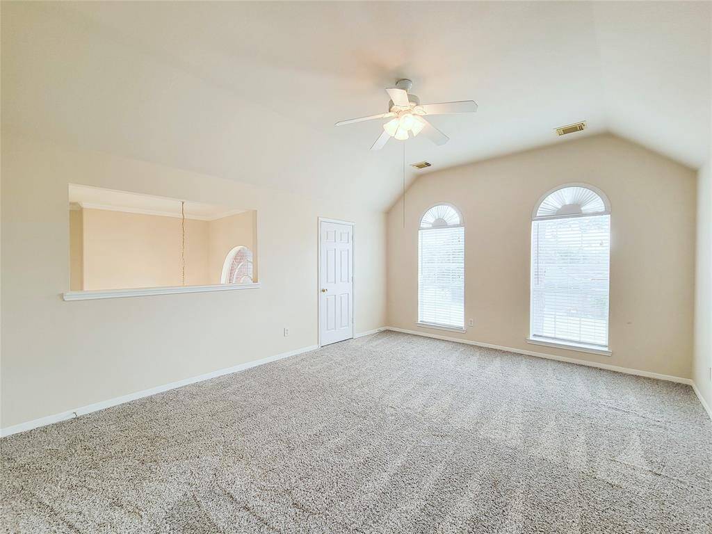 Huge Gameroom Upstairs.
