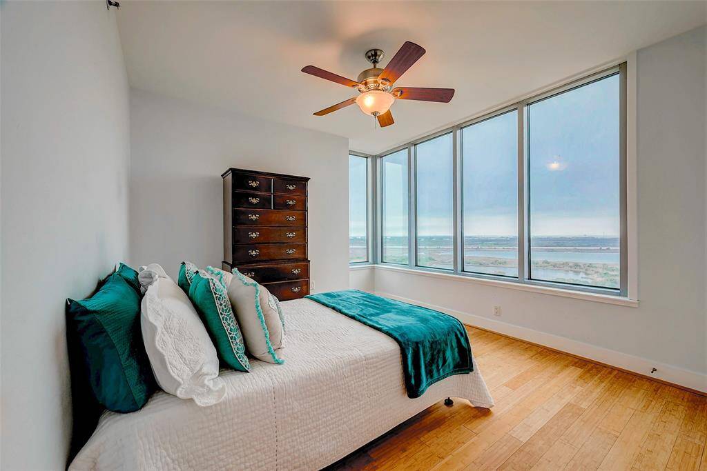 Wake up to stunning ocean views and watch ships sail by from your bedroom. Enjoy the elegance and easy maintenance of beautiful bamboo floors.