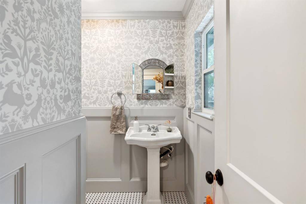 A half bathroom located on the first floor. Convenient for guest use.