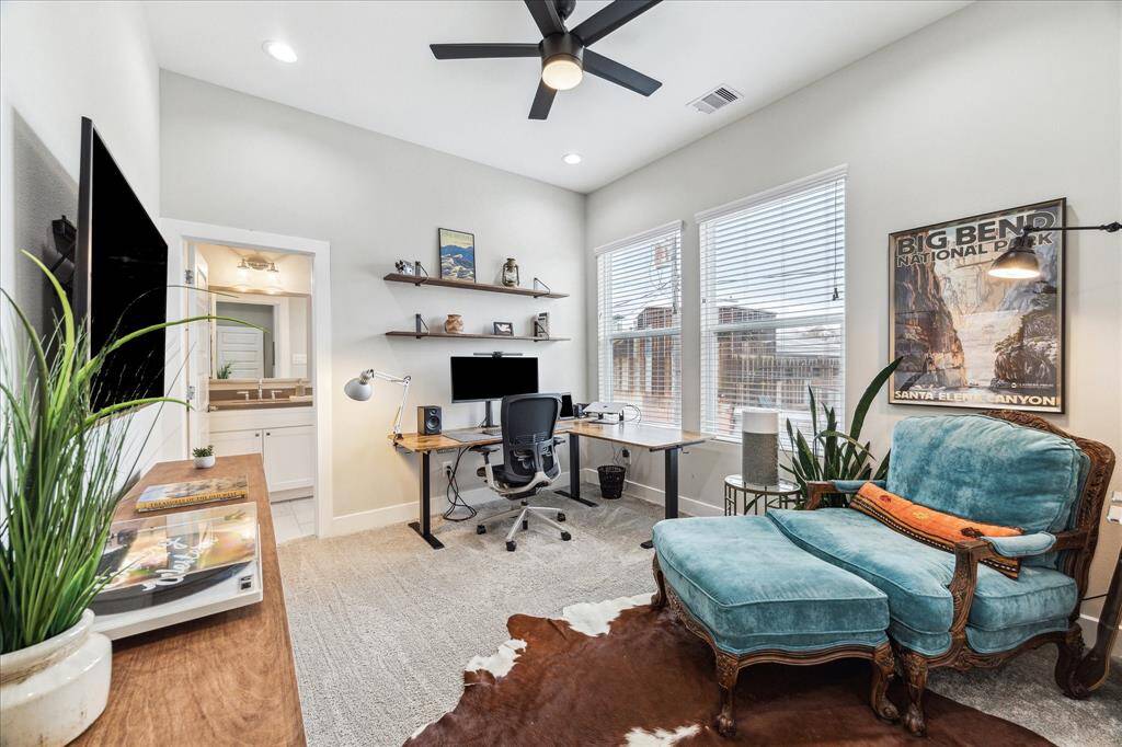 Third guest bedroom