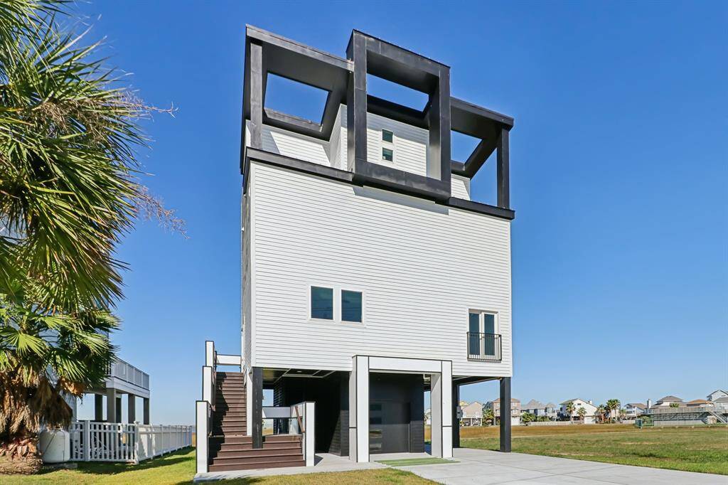 Unique design with a high-end look featuring modern architecture and luxurious finishes that exude sophistication