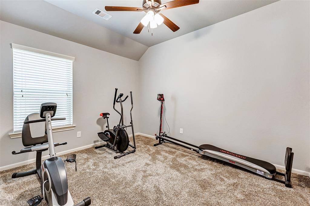 Additional secondary bedroom