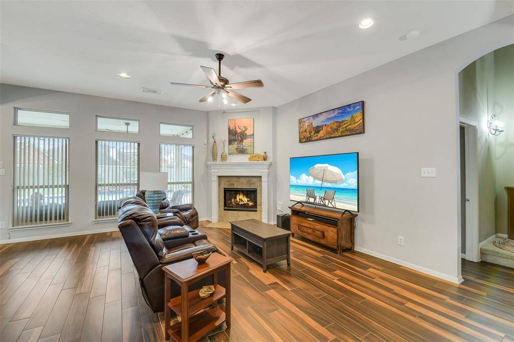Another view of the living room.