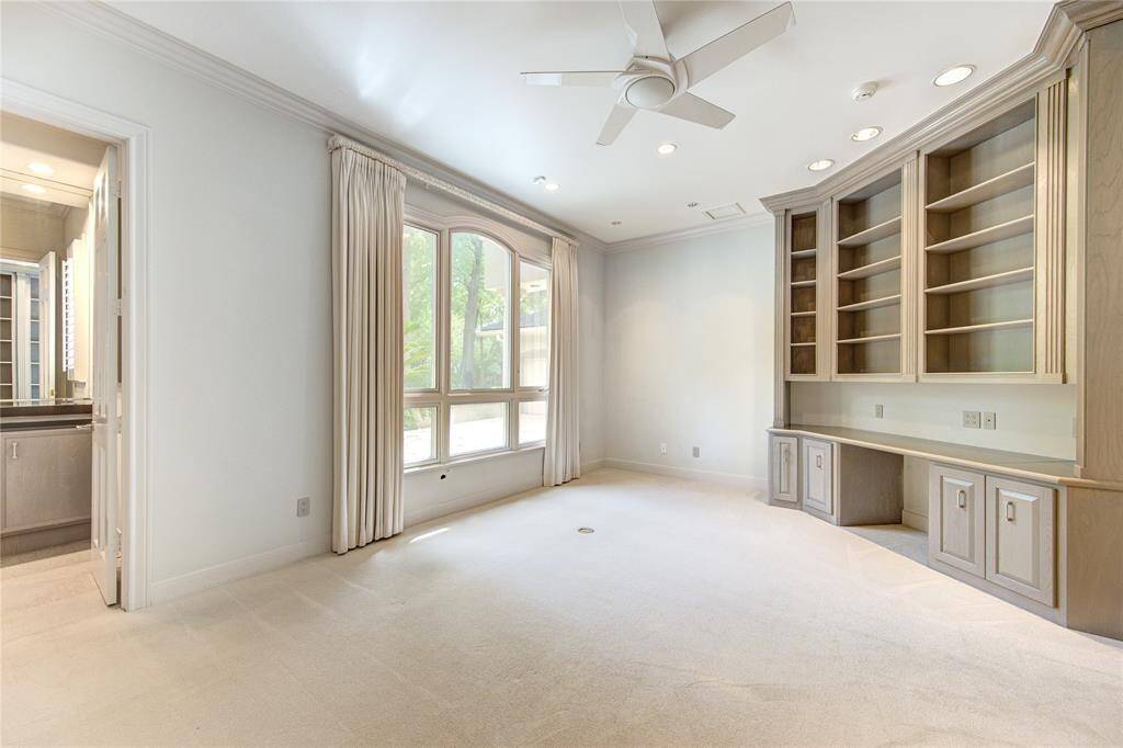 2nd downstairs bedroom