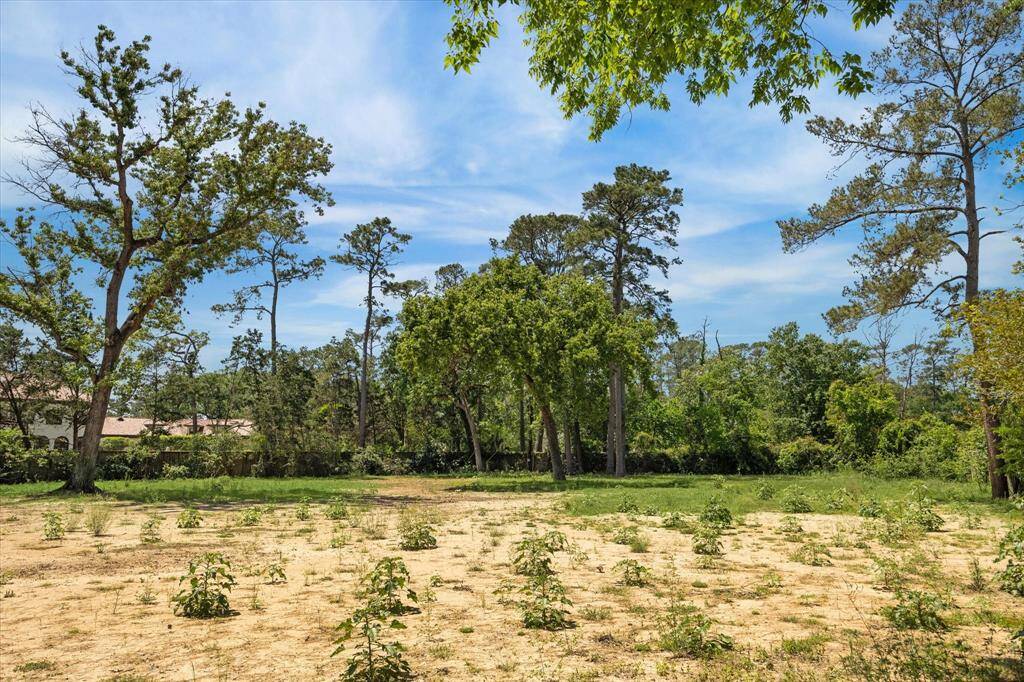 Incredible opportunity to build your dream home on a 1.2 acre lot in one of Memorial's mostprestigious neighborhoods, Memorial Close In.Aerial View of 8827 Memorial Dr-Boundary line is  approximate. Pleasereference 2025 survey in MLS attachments.