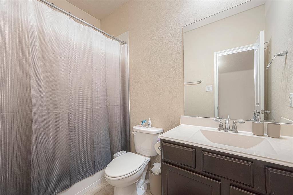 Full bathroom