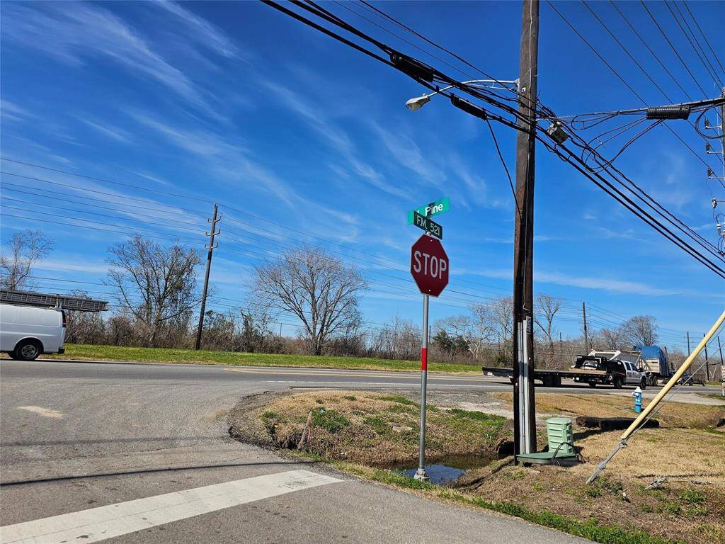 Short drive to CR 521 and Hwy 6.