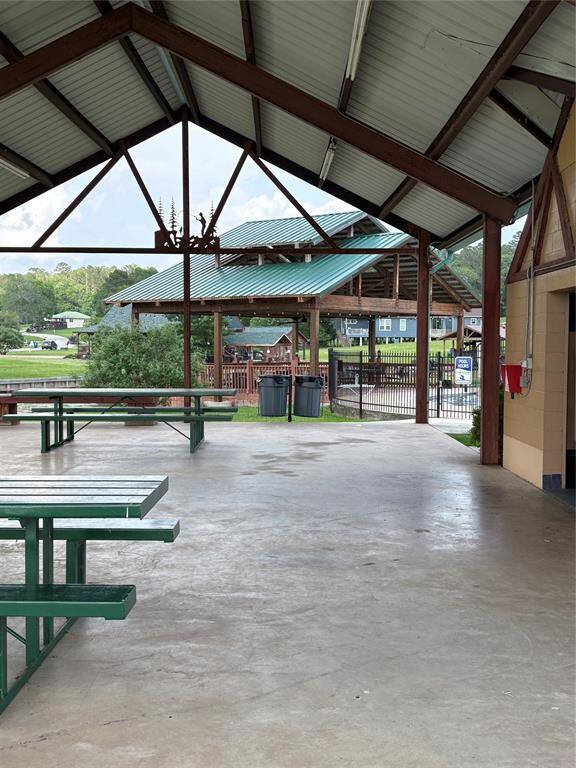 Neighborhood pavilion with picnic tables and restrooms. In the background you can see the pool 2 pavilion.