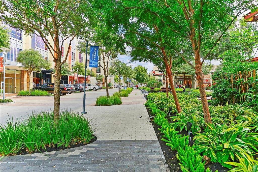 Only minutes away from CityCentre shopping and dining