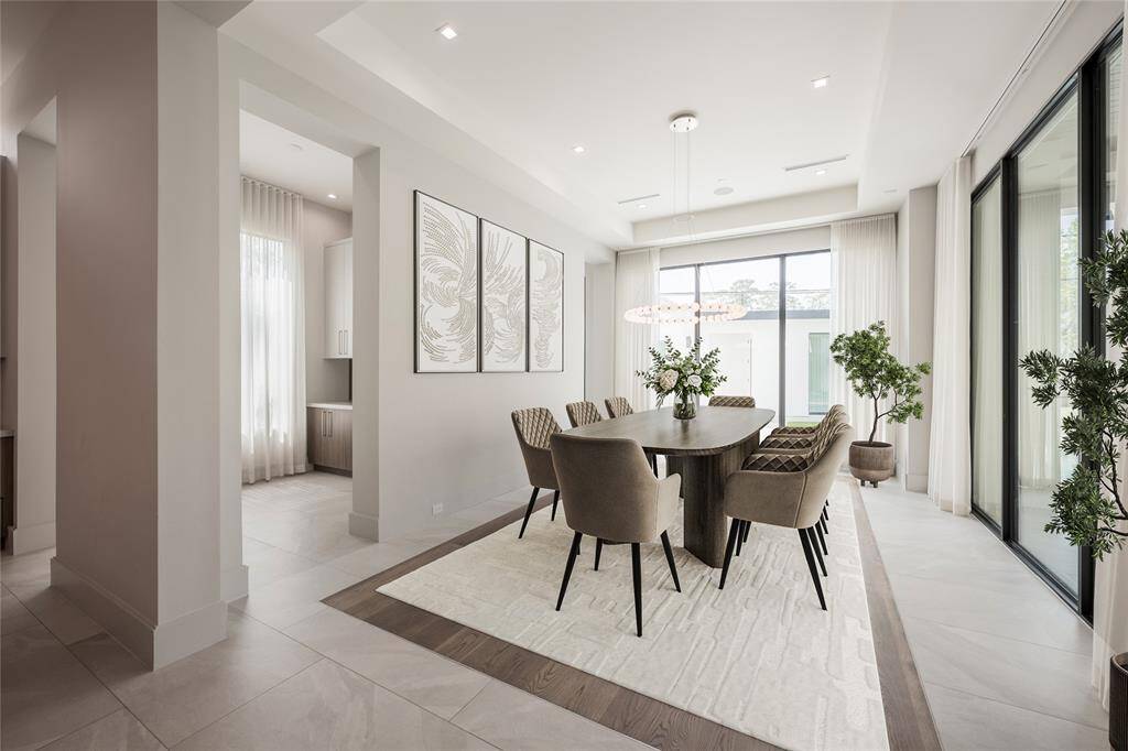 Formal Dining-Virtually staged