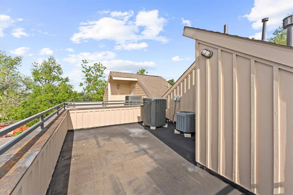 So many cool things you can do with the rooftop deck