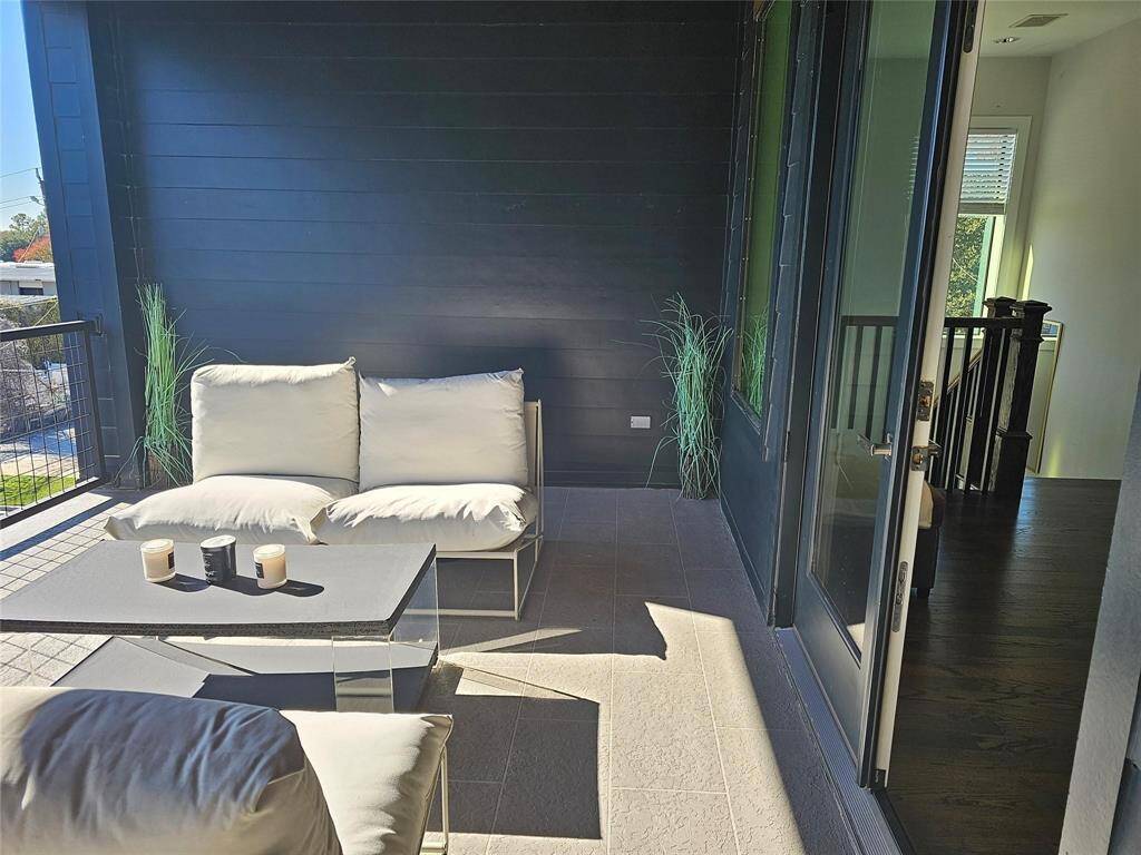 Balcony - 3rd Floor