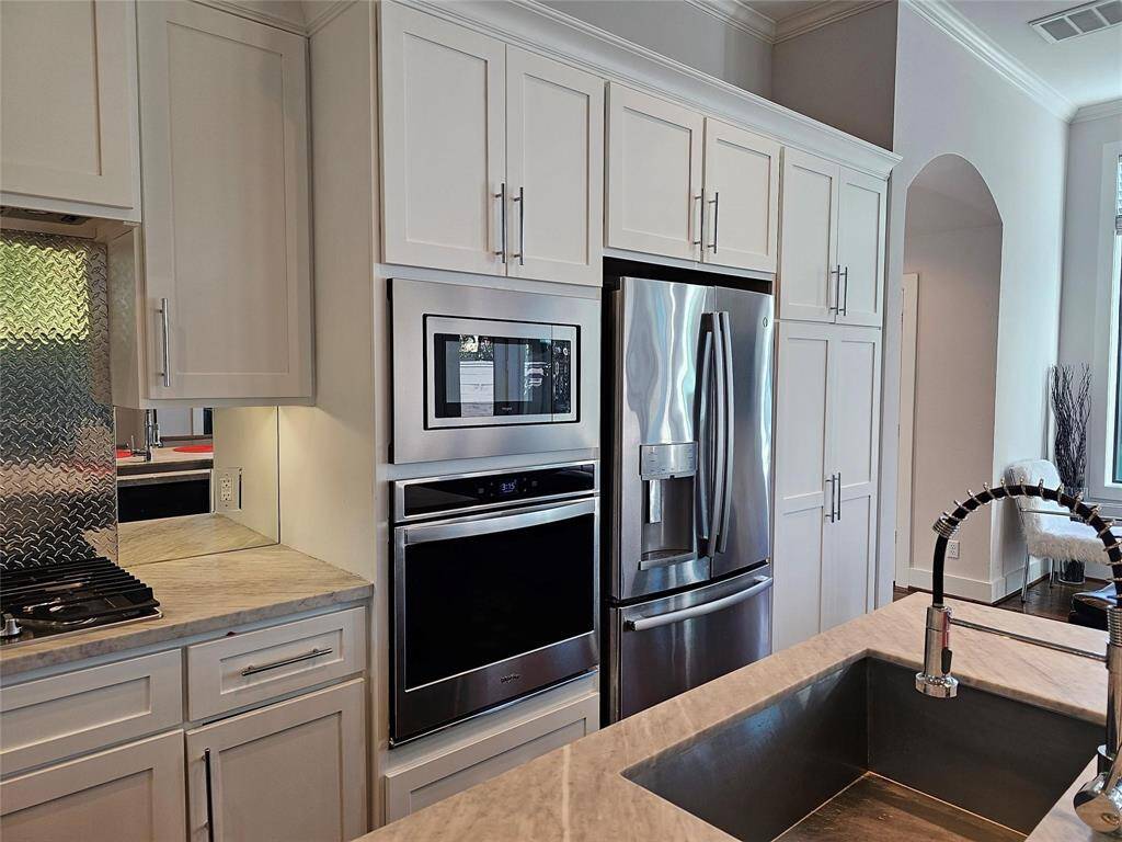 Kitchen - 1st Floor