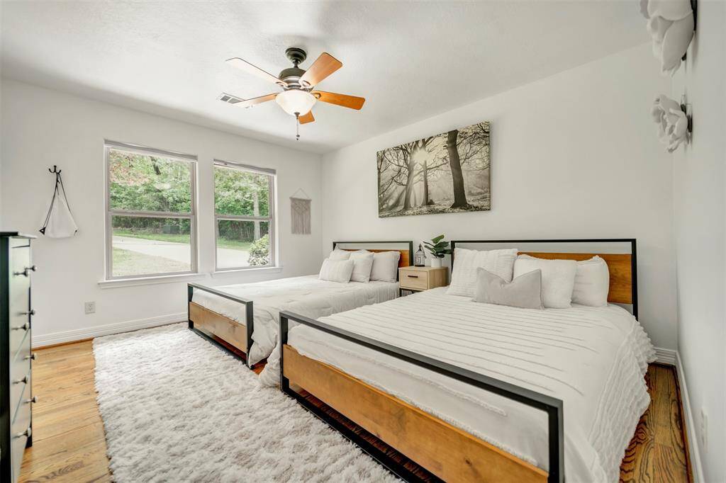 Oversized secondary bedroom fits 2 double beds