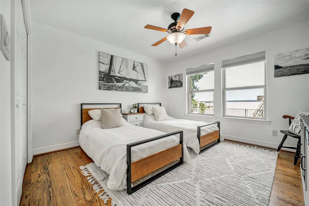 Secondary bedroom fits 2 twin beds with a stunning view of Lake Livingston