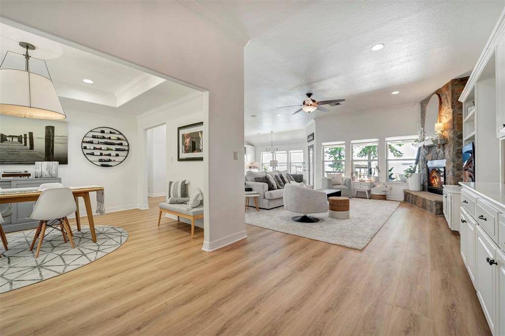 The spacious entry welcomes you in, creating an inviting atmosphere from the moment you step inside