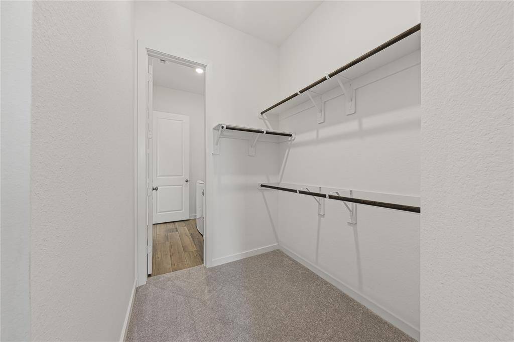 Walk-in closet