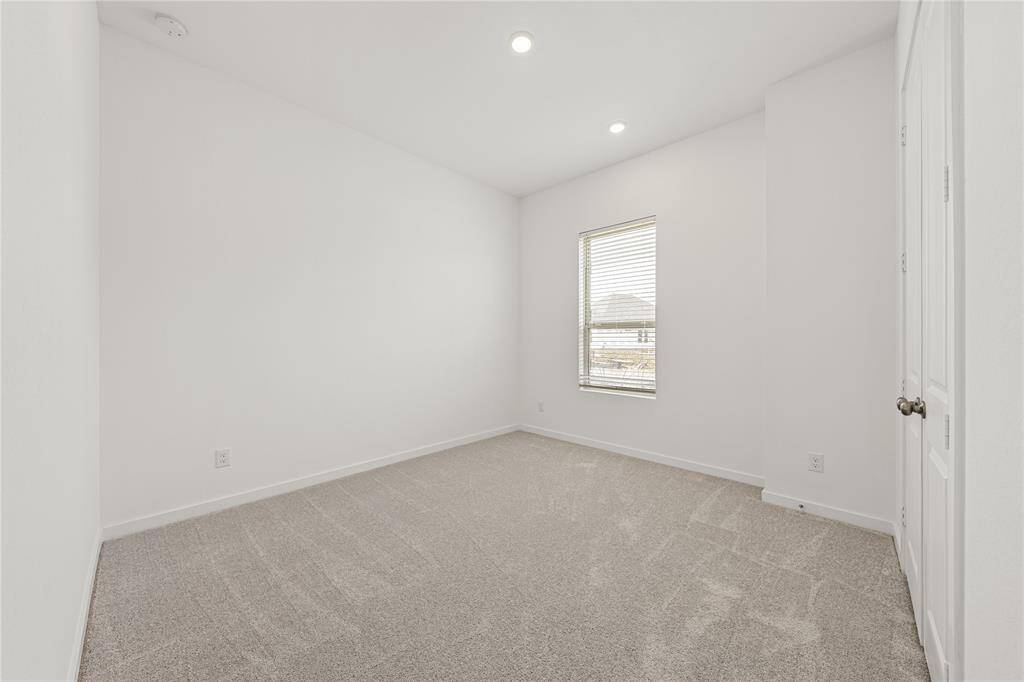 4th bedroom or Office - your choice