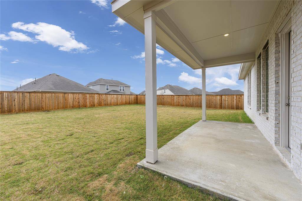 Backyard Patio with total privacy