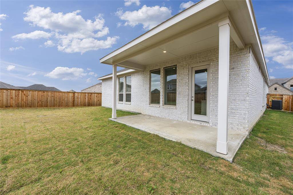 Backyard Patio with total privacy