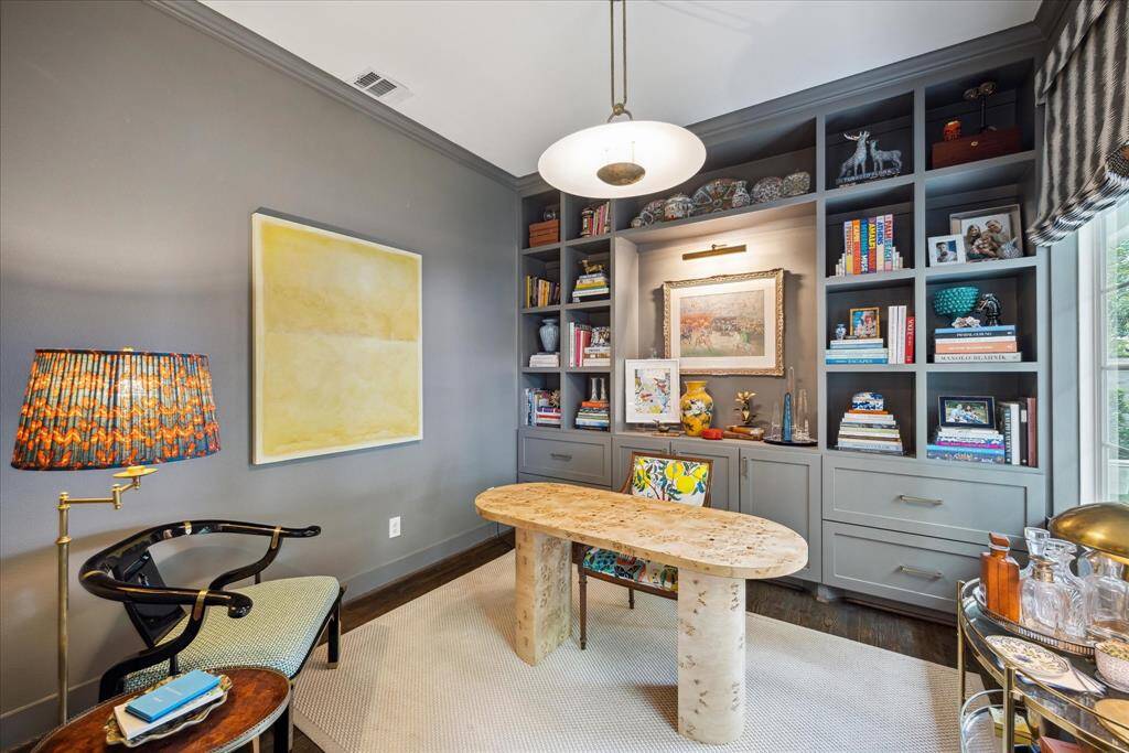 Whether you're working on a project, brainstorming creative ideas, or simply indulging in a good read, this beautifully designed study presents the ideal space for you.