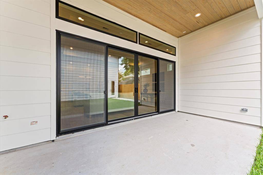 Gorgeous covered outdoor patio.