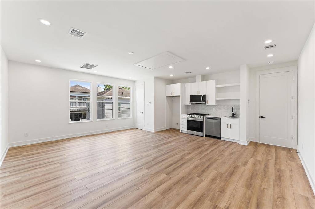 Fully finished garage apartment comes with microwave, stove and dishwasher!