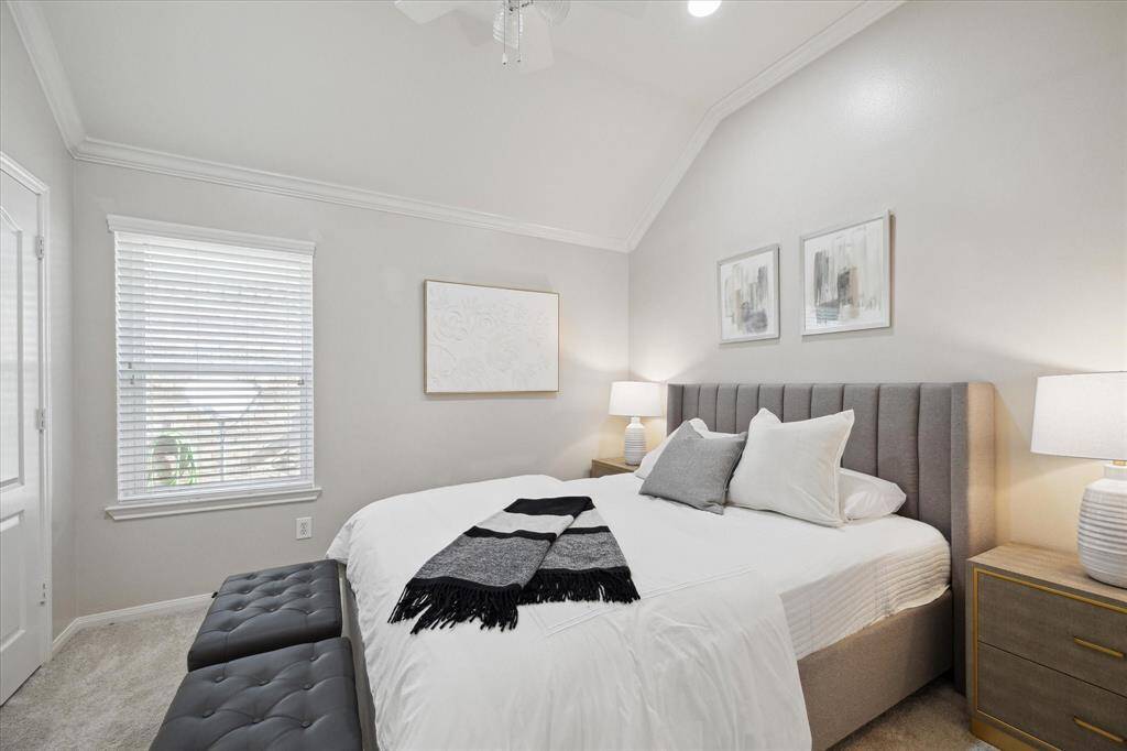 Secondary bedroom 2 - also large enough for a king size bed and nightstands!