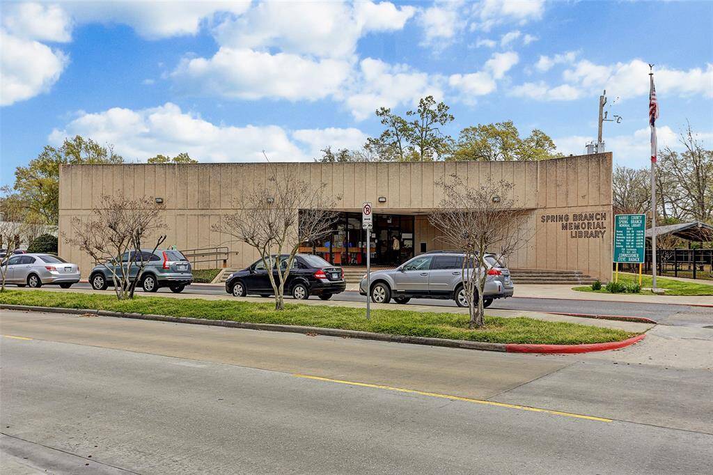 Spring Branch Memorial Library
