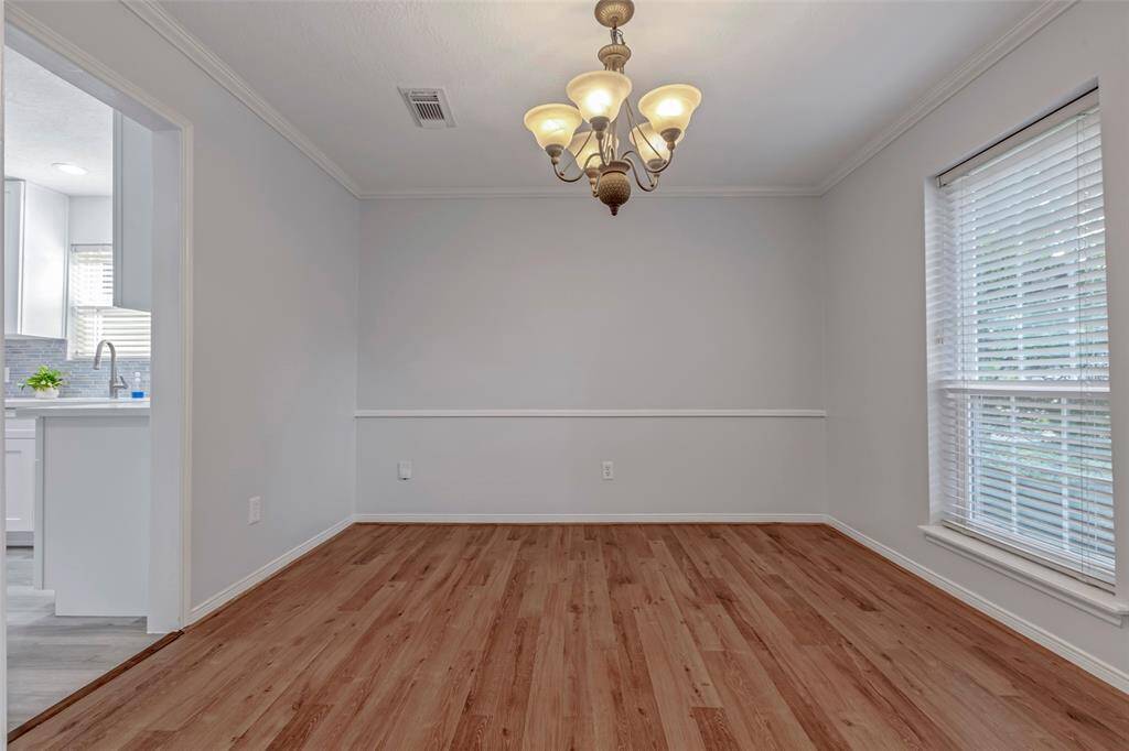 Elegant formal dining room