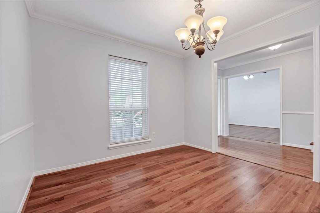 Elegant formal dining room