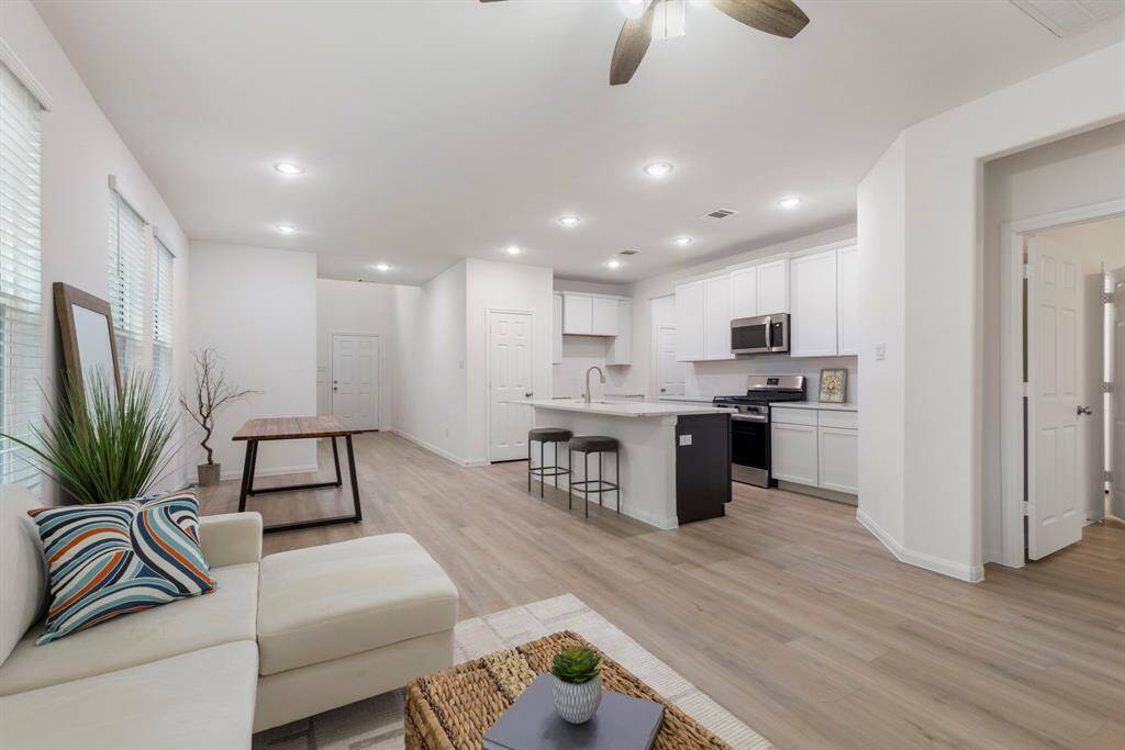 Great space for entertaining.