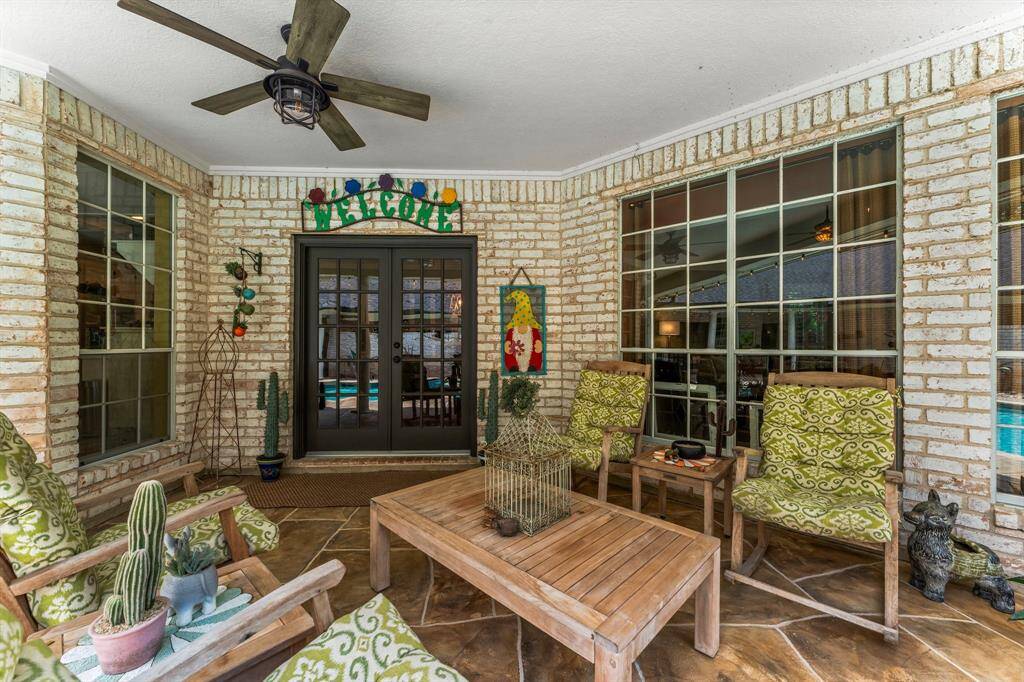 Courtyard patio