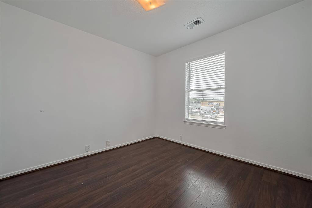 1st Room