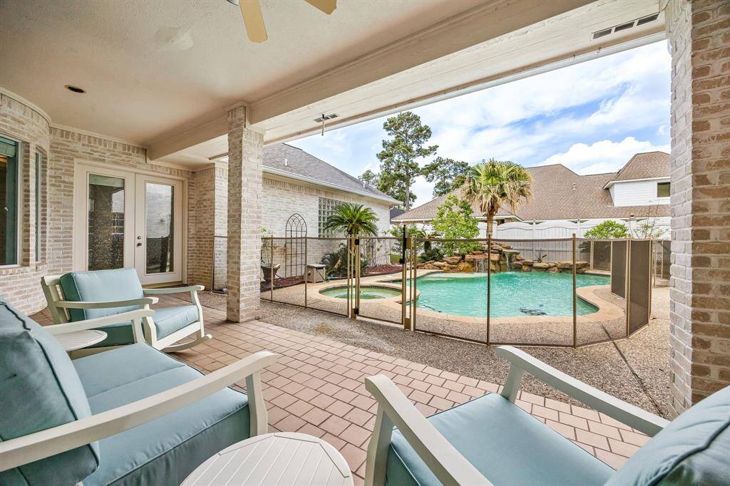 Relax & unwind with your own private pool and entertaining space