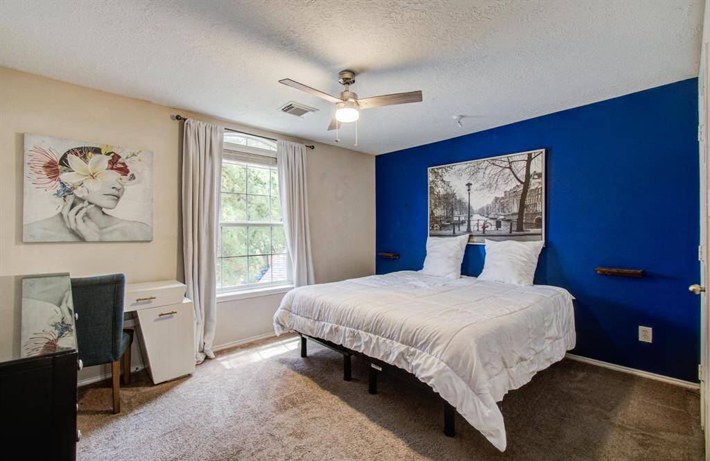 Secondary bedroom #2