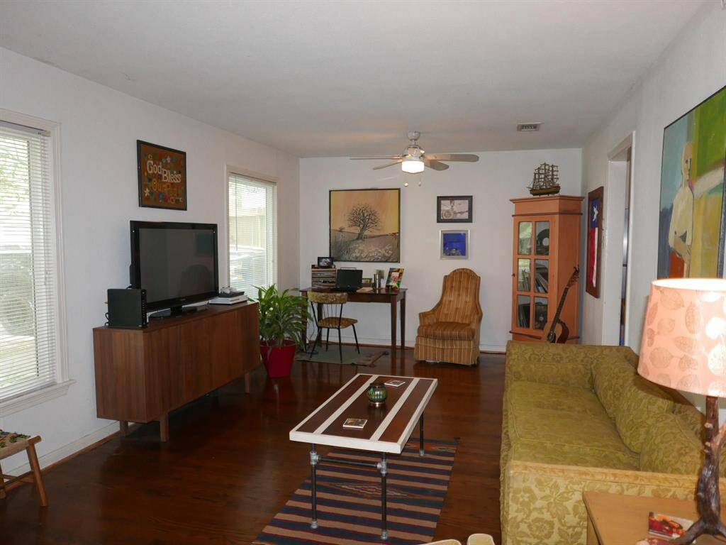 Living Room furnished by past tenant