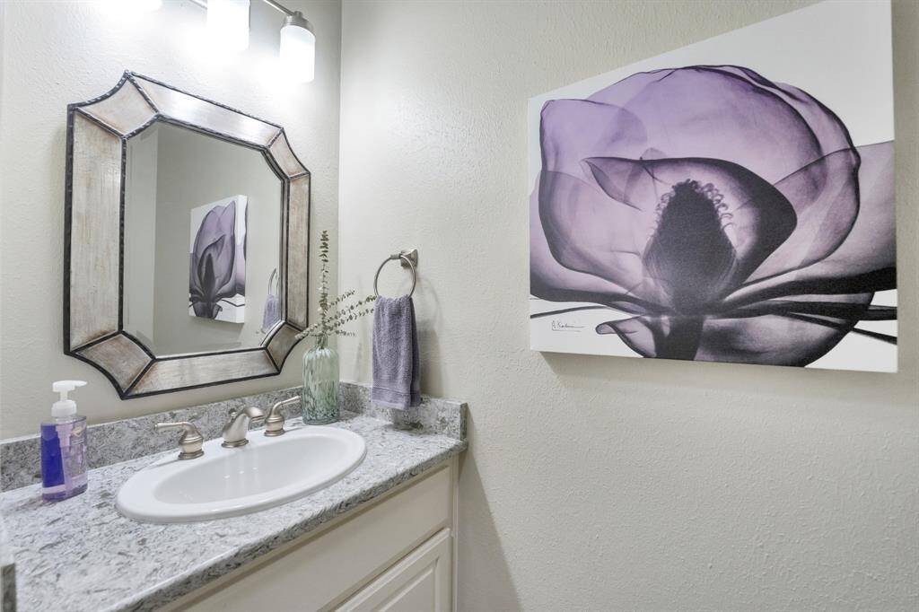 Powder room