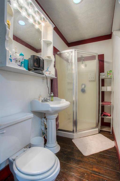 Hall Bath