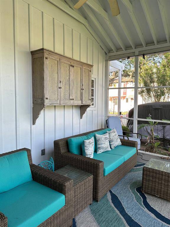 Screened Porch