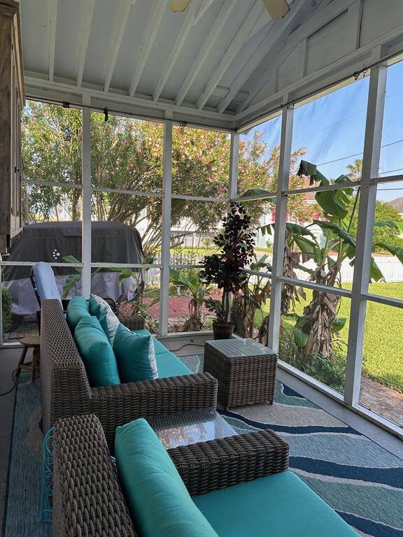 Screened Porch