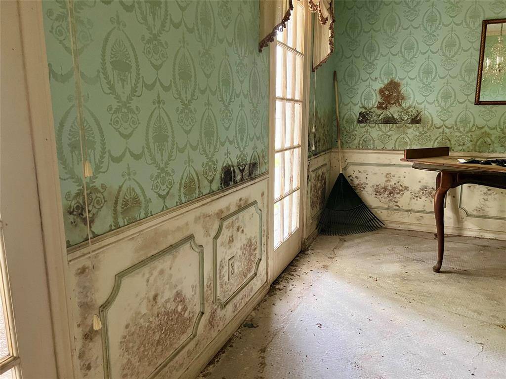 Another view of the dining room as it opens into the kitchen.