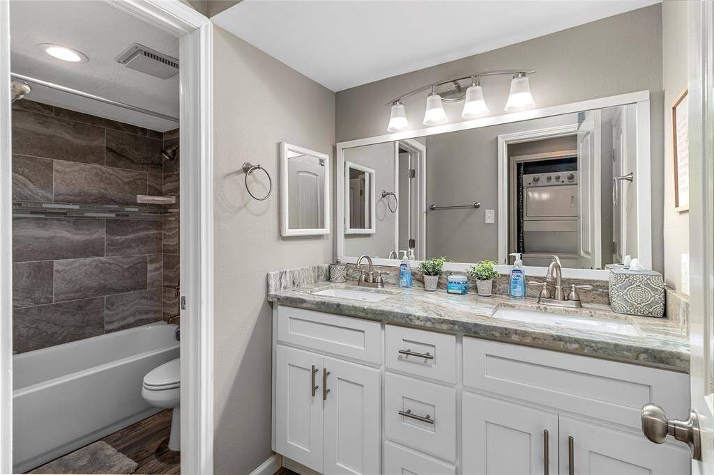 Secondary bathroom