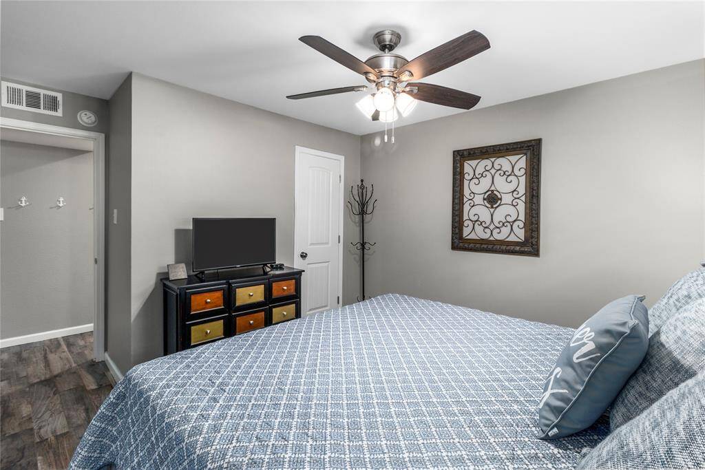 Secondary Bedroom