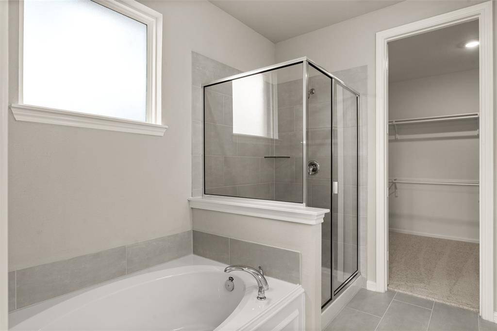 Note: Sample product photo. Actual exterior and interior selections may vary by homesite. Photo is virtually staged